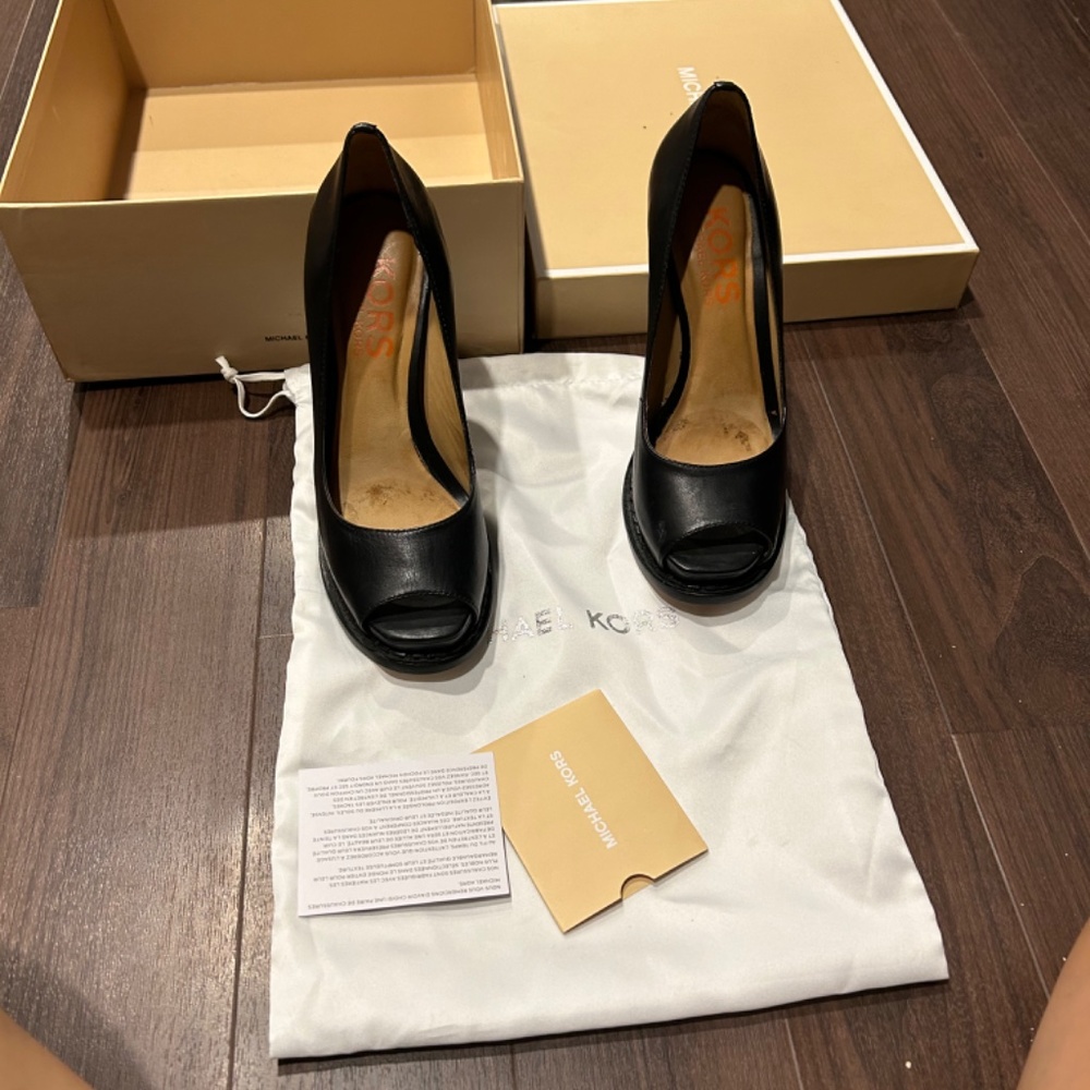 Michael Kors - Picture 4 of 5